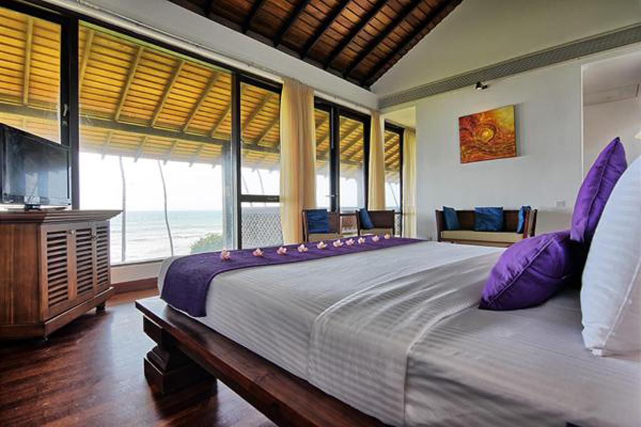 Grand Beach Wadduwa Exterior photo